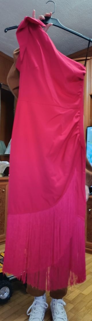 Vestido rojo de flecos 