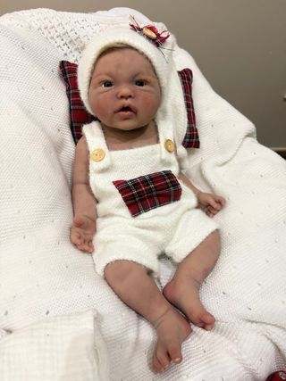 REBAJADO Bebé reborn silicona platino