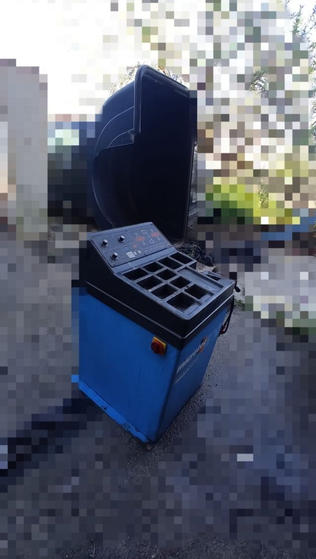 Montadora-equilibradora