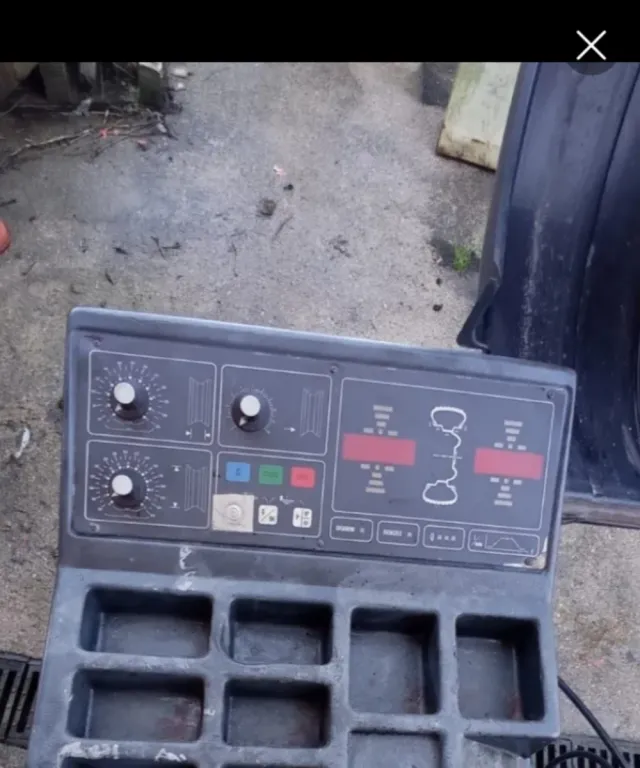 Montadora-equilibradora