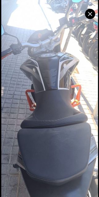 Ktm duke 690 A2 2012