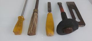 N° 193.- Juego herramientas: cortafríos y cuchilla