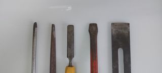 N° 193.- Juego herramientas: cortafríos y cuchilla