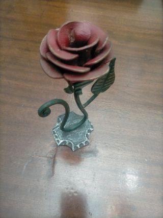 Rosa metallo portacandele