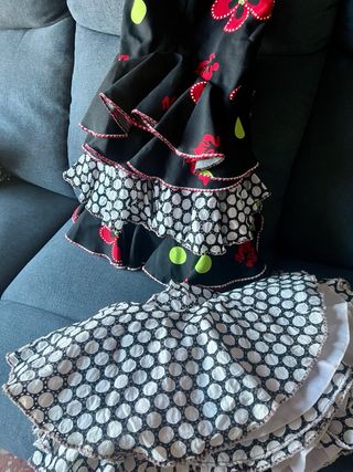 Falda Flamenca 3 Volantes - Negra y Roja