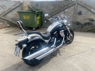 Moto suzuki intruder 800