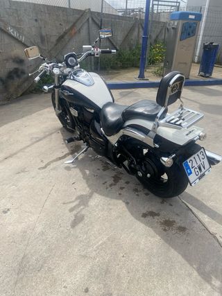 Moto suzuki intruder 800
