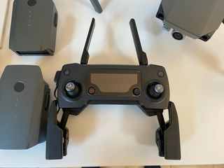 Dron DJI Mavic Pro + Fly More Combo + Mochila DJI