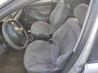 SEAT Leon 2001