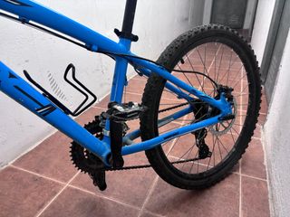 Bicicleta 24" WRC como nueva