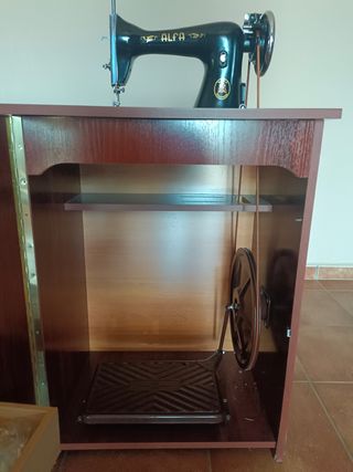 Maquina de coser alfa