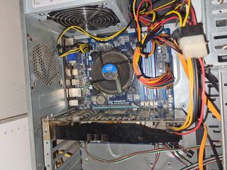 Placa base Gigabyte - PC
