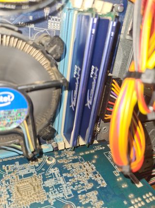 Placa base Gigabyte - PC