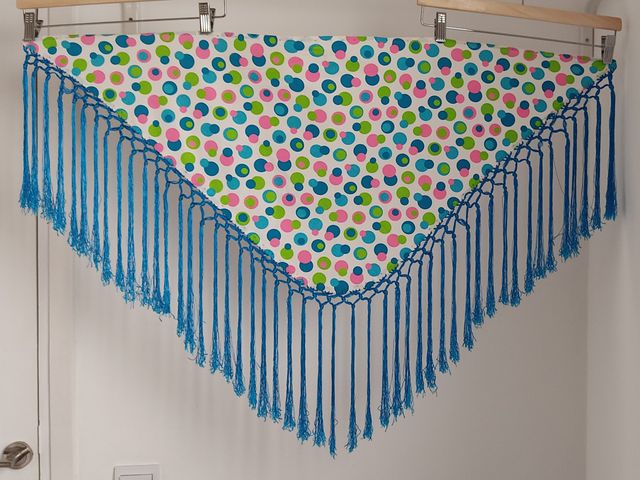 Mantoncillo flamenca de lunares de colores