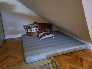 Colchón CHILL OUT para suelo y 6 cojines.