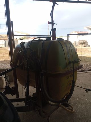 Pulverizador agrícola ST-600