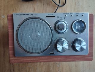 Radio Retro AM/FM/USB/SD