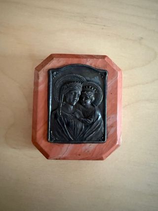 Placa religiosa antigua Virgen con Niño. Tschudin