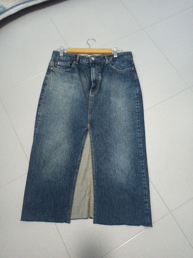 Falda vaquera  larga talla 40.