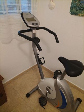 Bicicleta estática BH Fitness