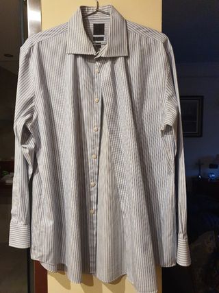 URGE Lote 2 Camisas Calvin Klein manga larga