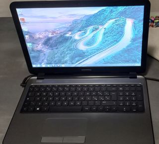 HP 15-h003nl Compaq
