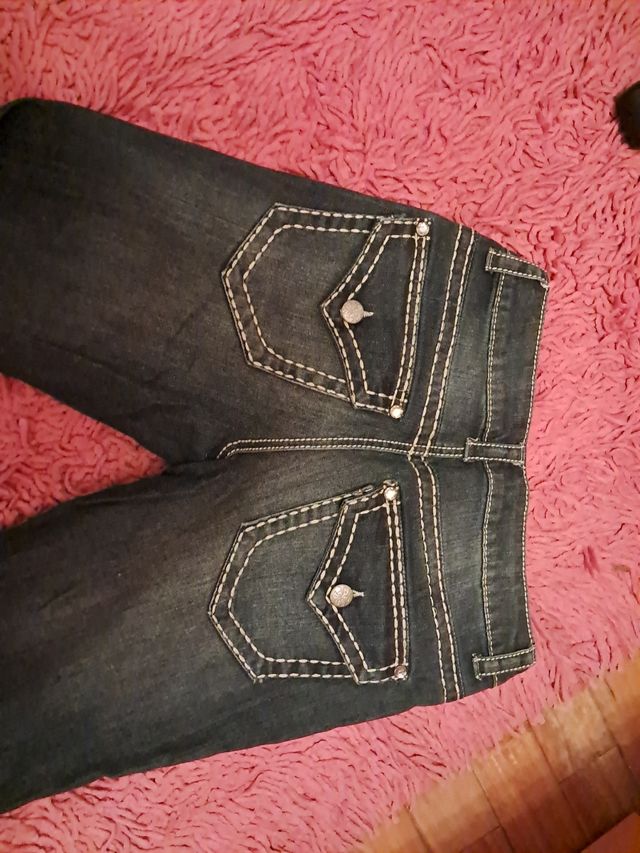 Vaqueros nuevos de pitillo