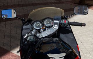 Kawasaki ZZR600 - Moto