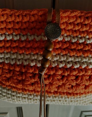 Bolso artesanal de algodón tejido. Donna