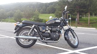Triumph Bonneviĺle T100 2006