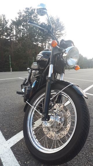 Triumph Bonneviĺle T100 2006