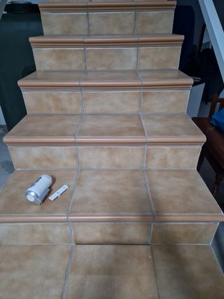 5 losas para peldaños, de 1 calidad