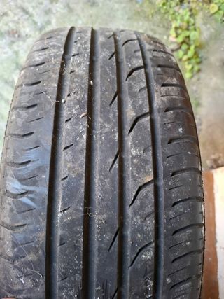 Neumático Continental 215/55 R18