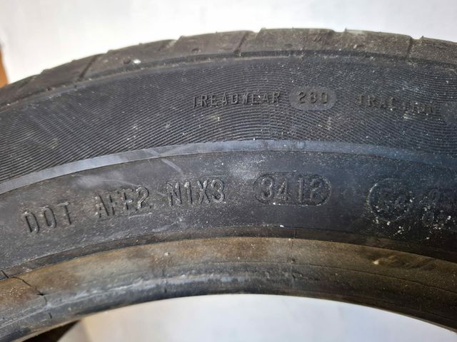 Neumático Continental 215/55 R18