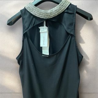 Blusa negra pedreria 