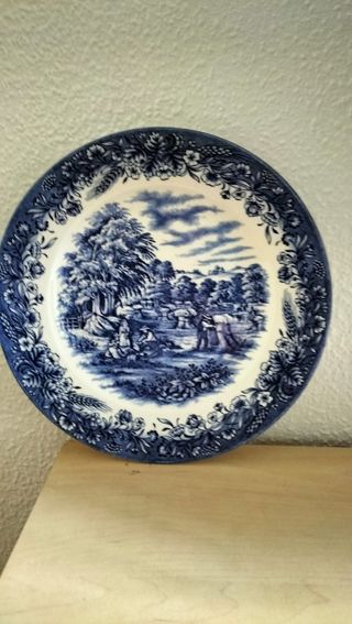 Vajilla Churchill Harvest Edition