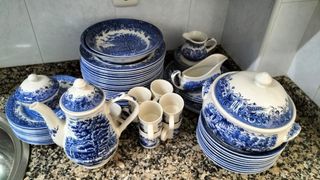 Vajilla Churchill Harvest Edition