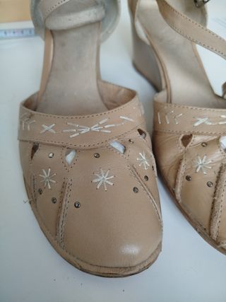 Sandalias cuña T 40 piel