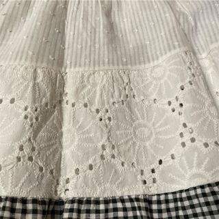 Blusa blanca con volantes