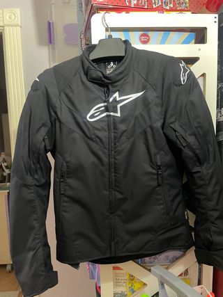 Cazadora alpinestar negra