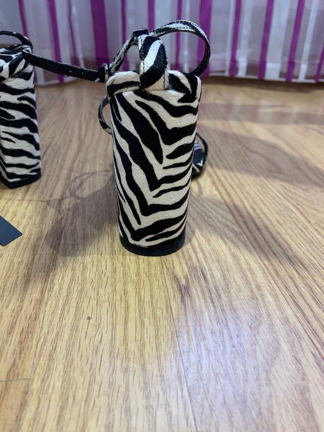 Sandalias Piel Cebra Mango