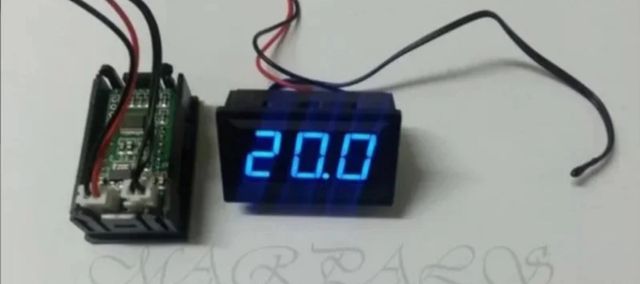 Termómetro digital con marco