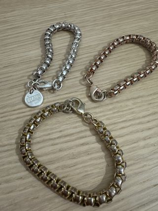 Tre bracciali 1AR