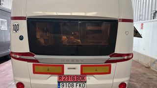 Caravana Hobby Premium 560 UL