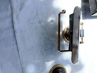 Portarrollos y percha baño - metal negro/dorado