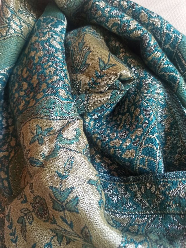 Pañoleta en tonos verdes