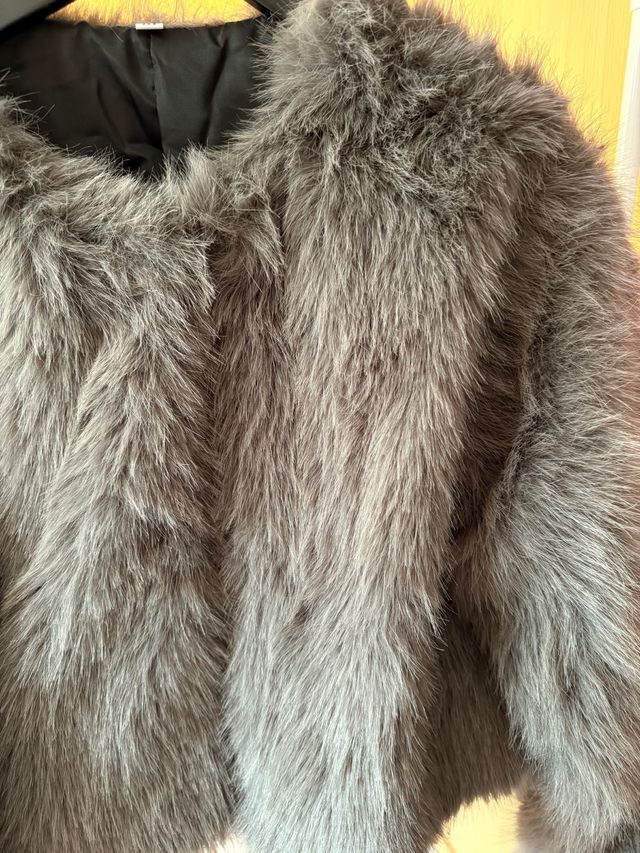 Abrigo pelo nuevo