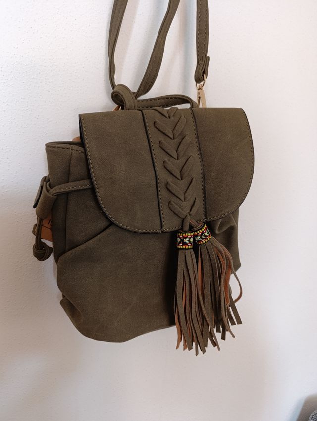 Zaino verde oliva con nappine