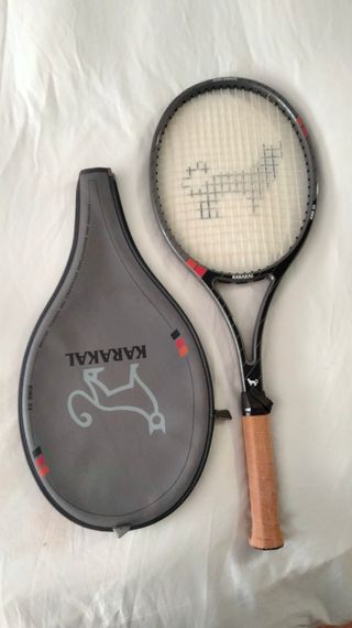Raqueta de tenis karakal
