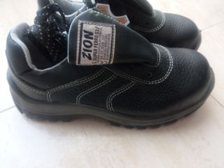 Zapatos seguridad Zion negros